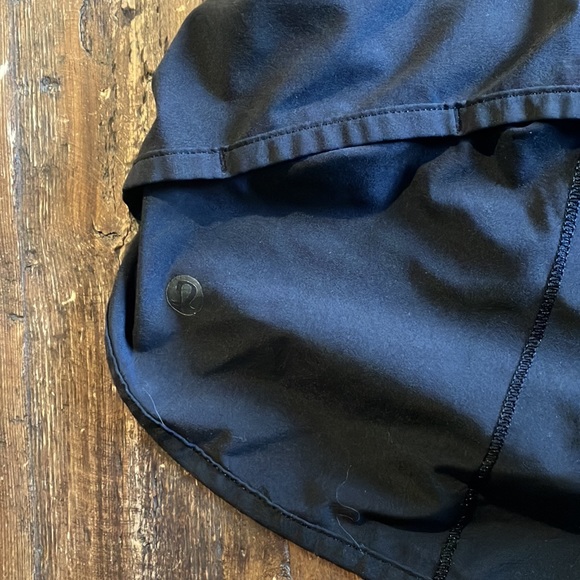 Lululemon shorts - Picture 4 of 4